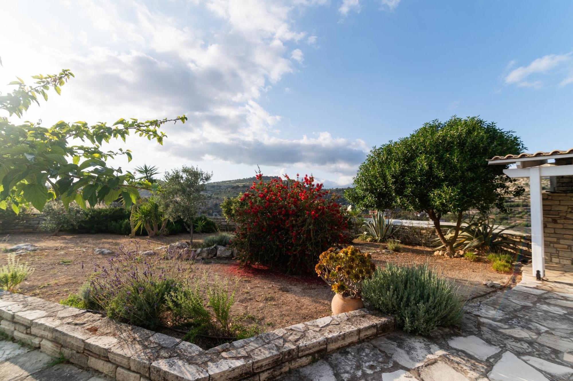 Carob Villa Moirai ภายนอก รูปภาพ