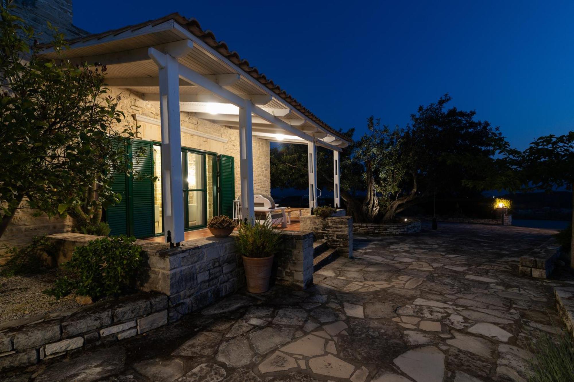 Carob Villa Moirai ภายนอก รูปภาพ