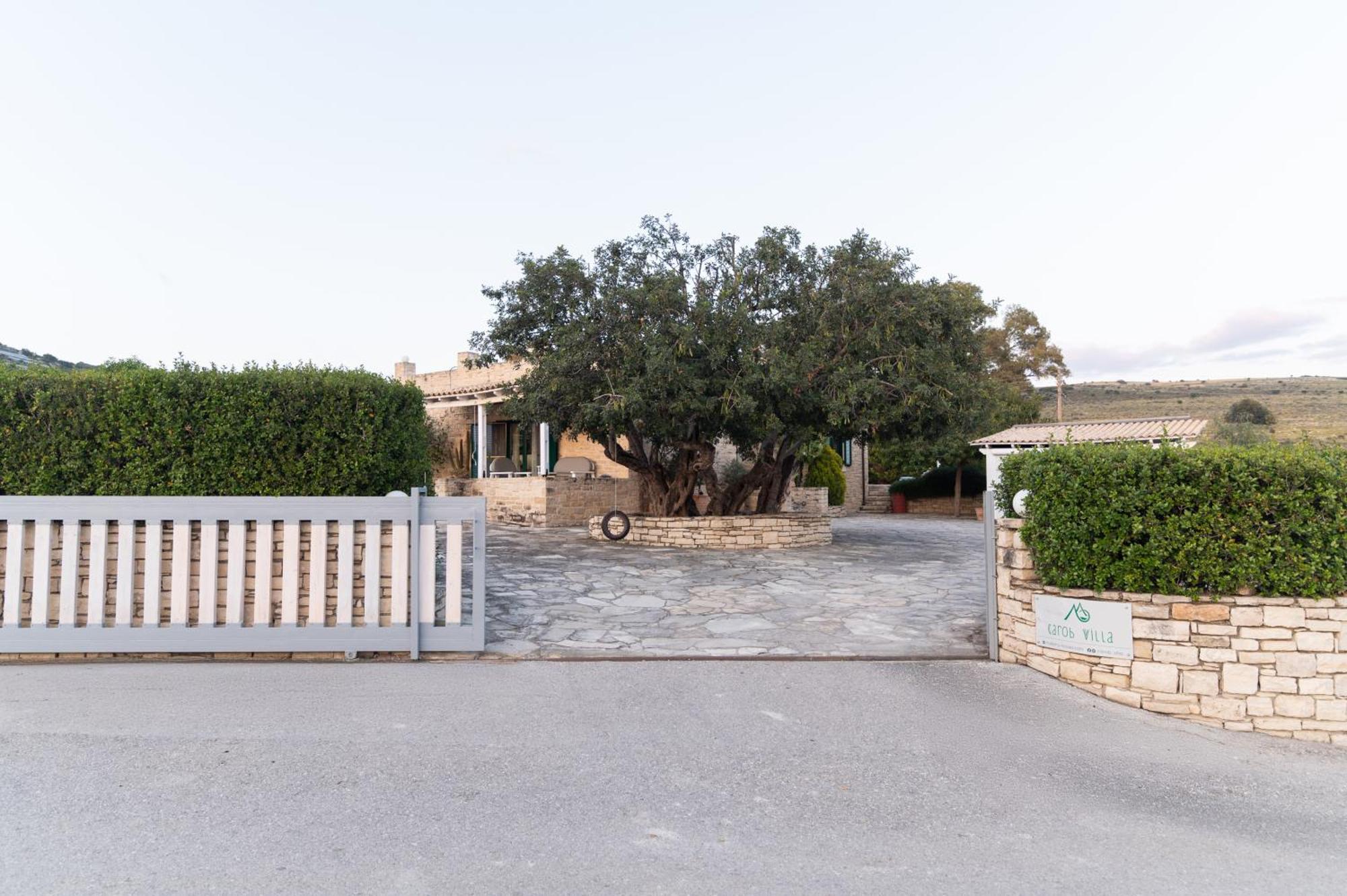 Carob Villa Moirai ภายนอก รูปภาพ